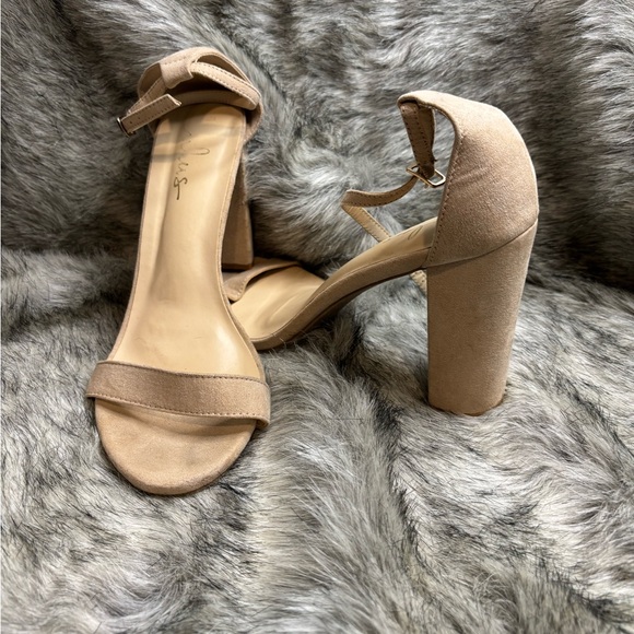 Lulus Tan Block Heel Sandals - Picture 1 of 4